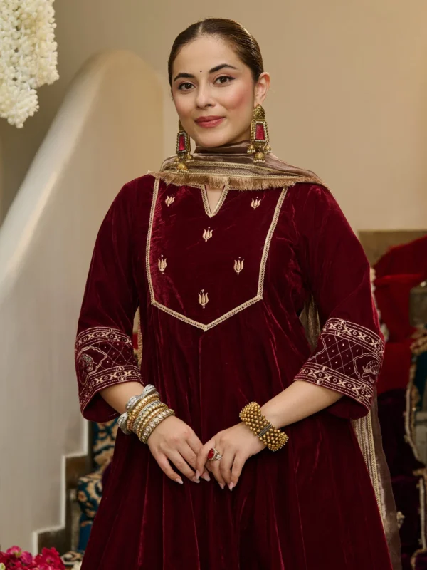 Ivaan Maroon Embroidered Velvet Suit Set