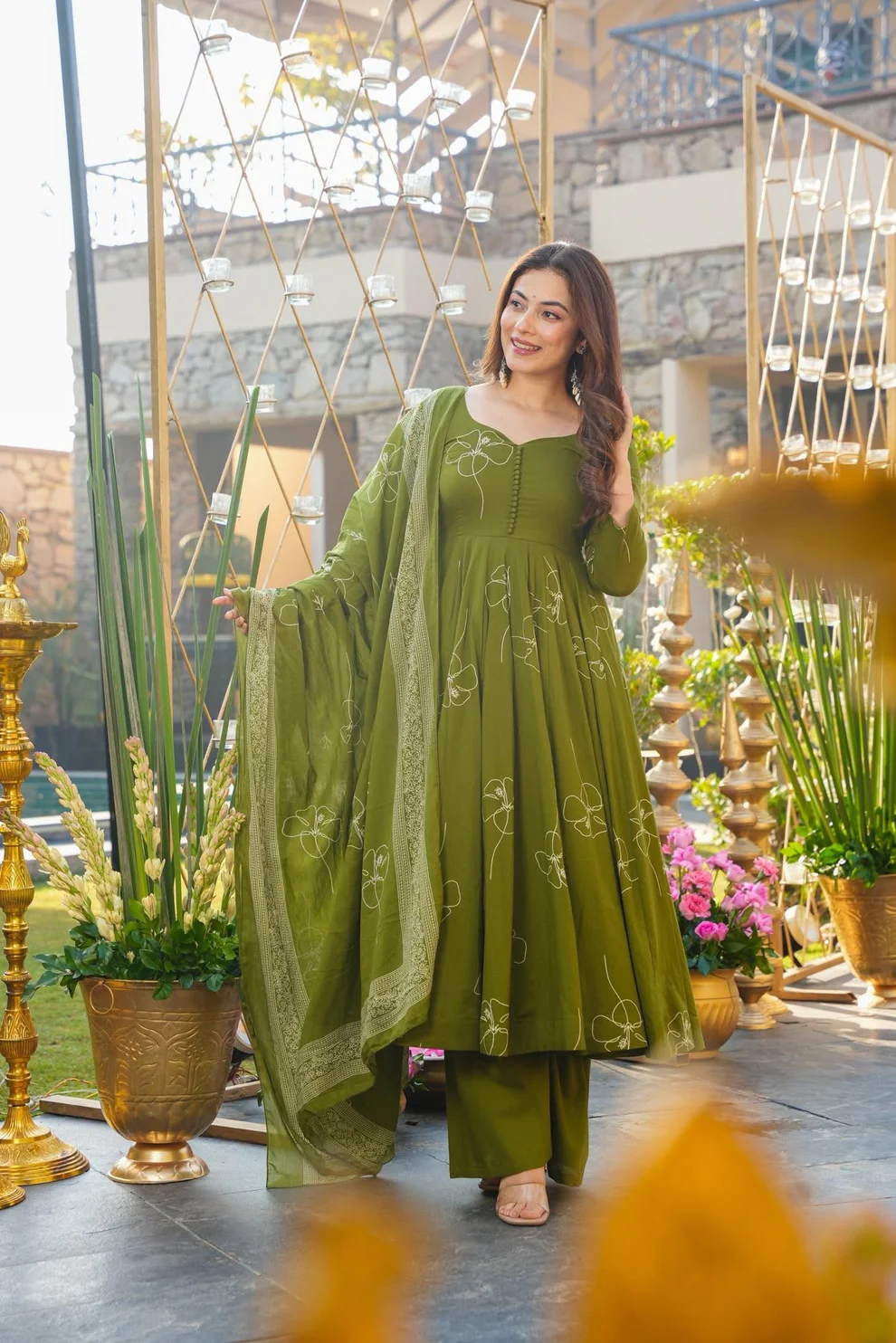Clover Glow Green Anarkali Suit Set - Image 4
